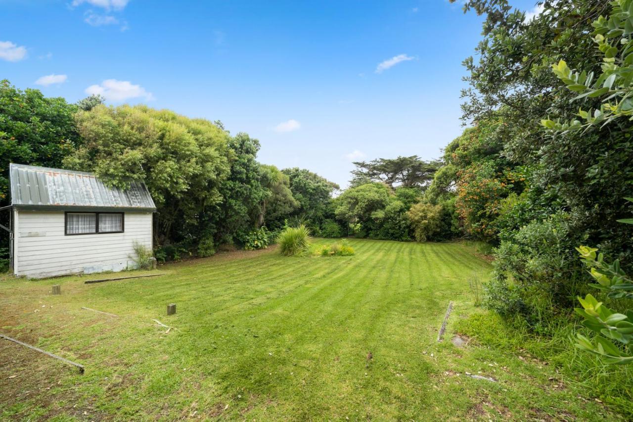 Wharerata - Otaki Beach Holiday Home 외부 사진