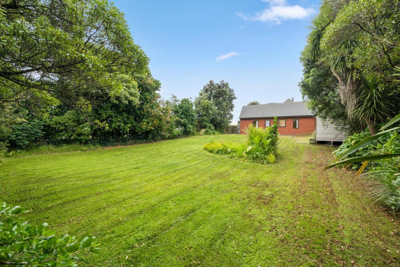 Wharerata - Otaki Beach Holiday Home 외부 사진