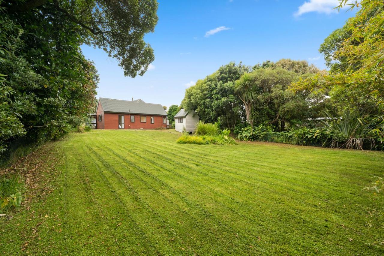 Wharerata - Otaki Beach Holiday Home 외부 사진